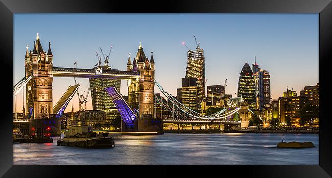 London Light Framed Print by sam moore