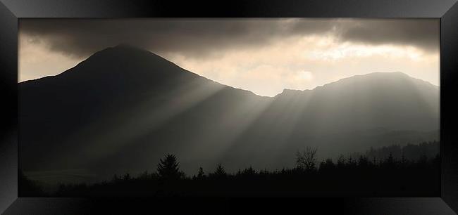 Crepuscular rays Framed Print by Kevin OBrian