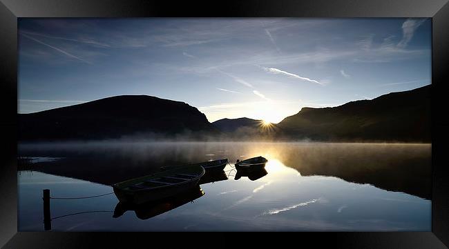  Dawn - Llyn Nantlle Framed Print by Kevin OBrian