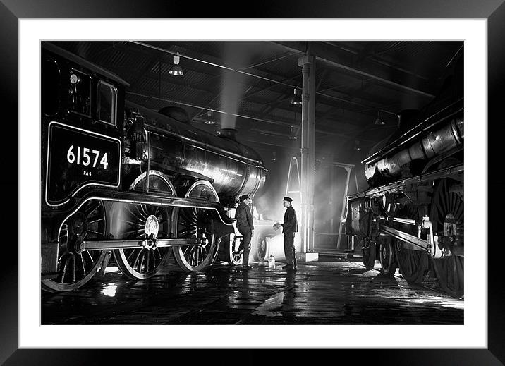 Steam loco crew stop for a chat at night. Framed Mounted Print by Ian Duffield