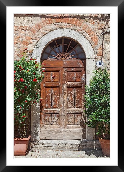 Antiquated Tuscan doorway Framed Mounted Print by Ian Duffield