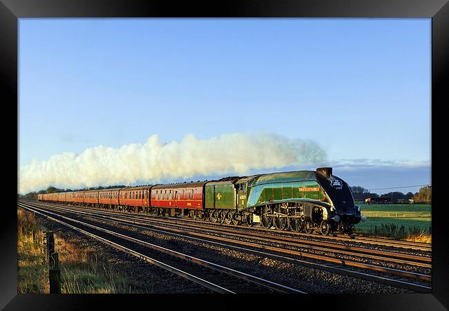  The Jubilee Requiem speeds North. Framed Print by Ian Duffield