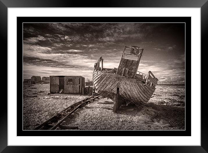 Dungeness Boat. Framed Mounted Print by Tracy Hughes