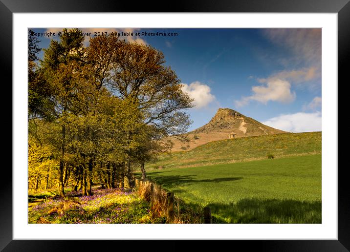 Roseberry Topping Framed Mounted Print by keith sayer