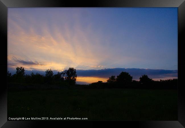 Bedfordshire sunset Framed Print by Lee Mullins