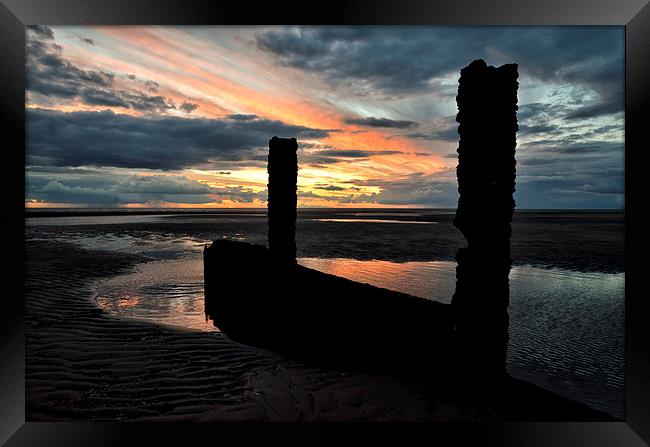 Sunset on the beach Framed Print by Gary Kenyon