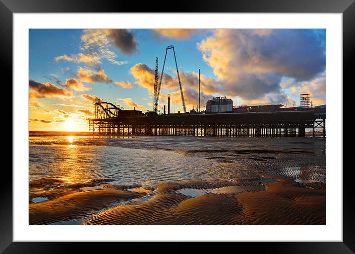 Blackpool Beachscape Framed Mounted Print by Gary Kenyon