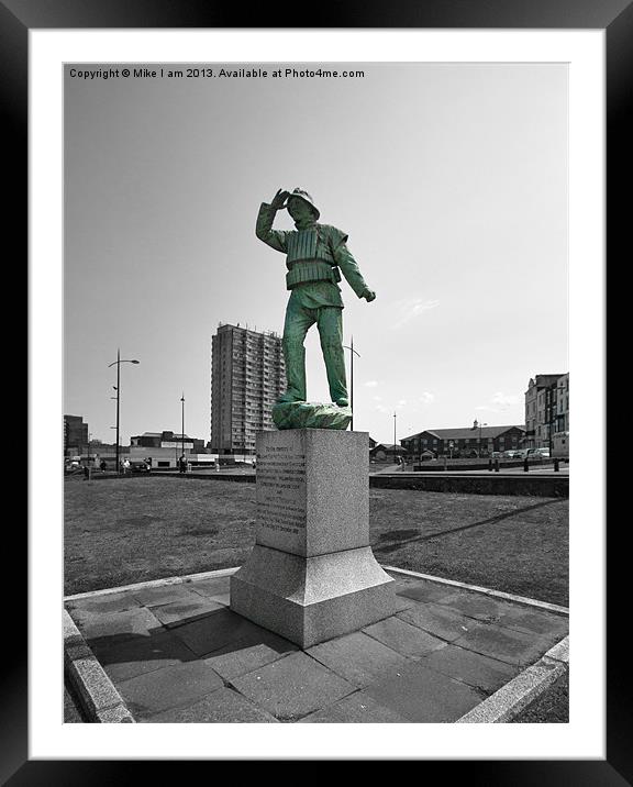 Memorial statue Framed Mounted Print by Thanet Photos