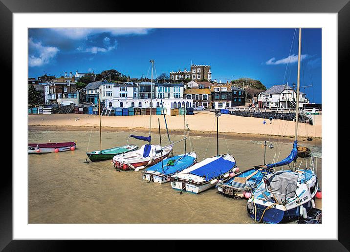 Broadstairs Framed Mounted Print by Thanet Photos