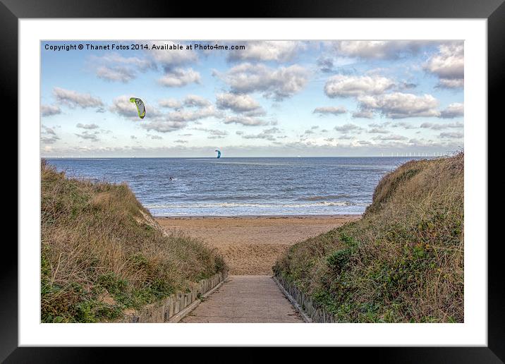 Kite surfing at Botany Bay Framed Mounted Print by Thanet Photos