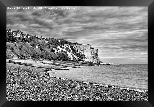 St Margarets Bay in mono Framed Print by Thanet Photos