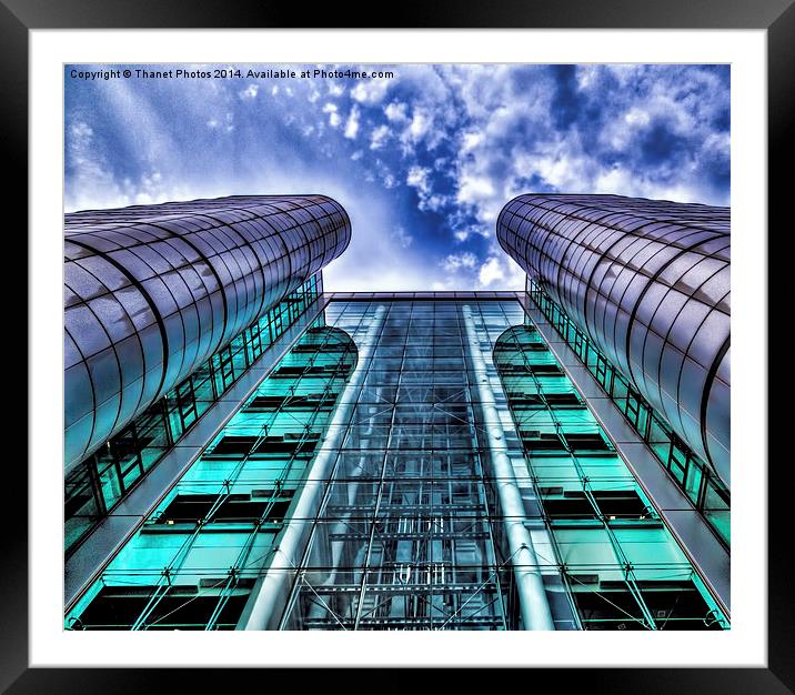 Colour building Framed Mounted Print by Thanet Photos