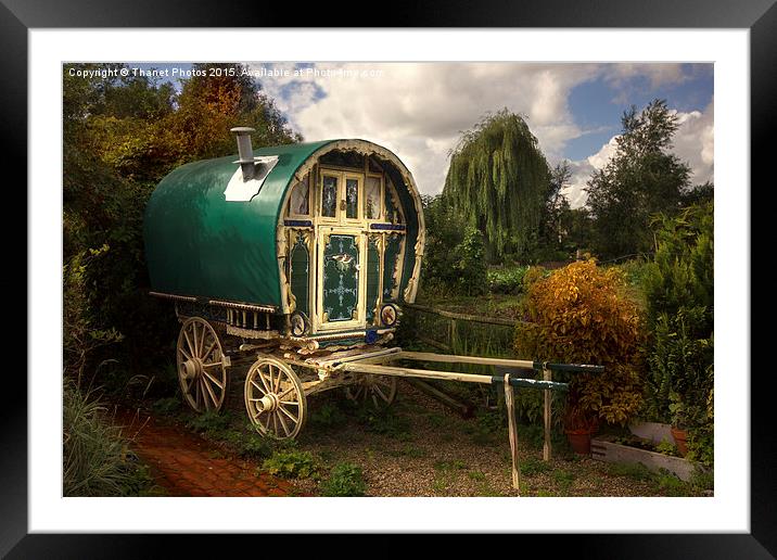  gypsy caravan Framed Mounted Print by Thanet Photos
