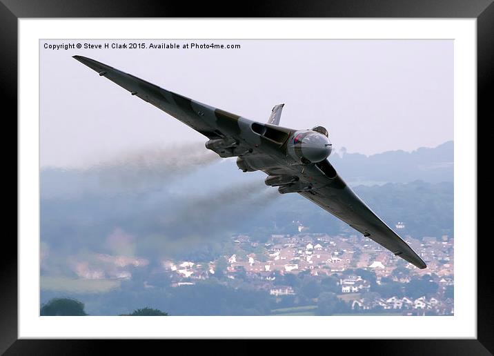 Avro Vulcan - Dawlish Air Show 2015 Framed Mounted Print by Steve H Clark