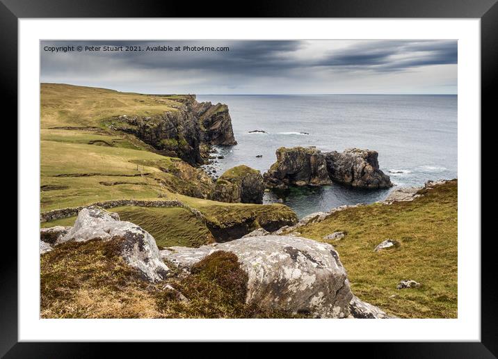 Coastline near to Shawbost on the isle of lewis Framed Mounted Print by Peter Stuart