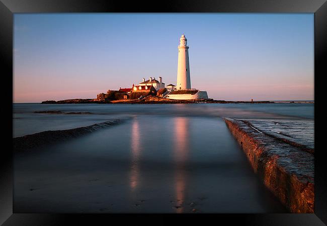  Sunset on St Marys Island Framed Print by Helen Holmes