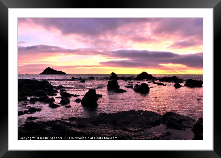 Low tide sunrise at Meadfoot Beach in Torquay Framed Mounted Print by Rosie Spooner