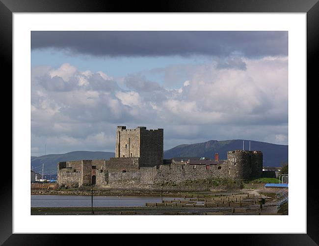 carrickfergus castle Framed Print by william sharpe