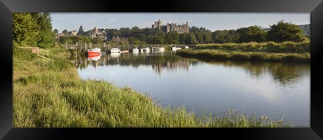 River Arun & Arundel Castle Framed Print by Malcolm McHugh