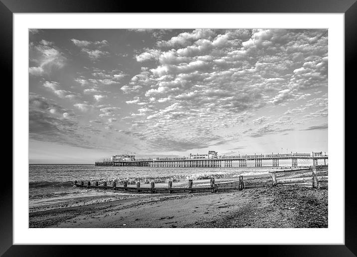 Worthing Beach Dawn Framed Mounted Print by Malcolm McHugh