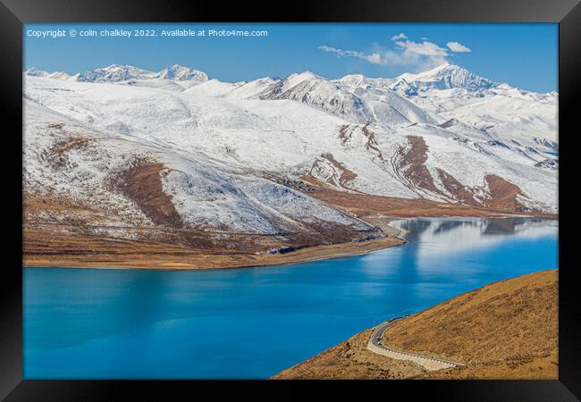  Yamdrok Lake in Tibet Framed Print by colin chalkley