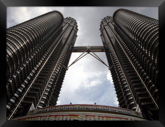 Petronas Towers, Kuala Lumpur Framed Print by colin chalkley