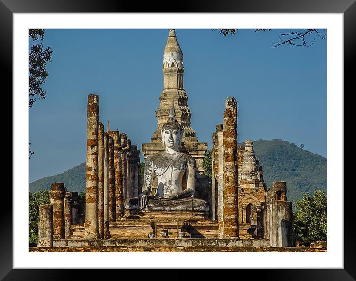 Thailand Buddhist Temple Framed Mounted Print by colin chalkley