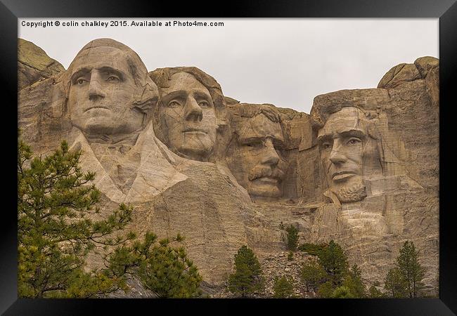 Mount Rushmore in the USA Framed Print by colin chalkley