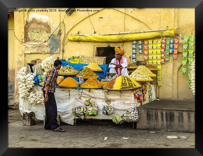 Snack Seller in the Amber Fort, Jaipur, India Framed Print by colin chalkley