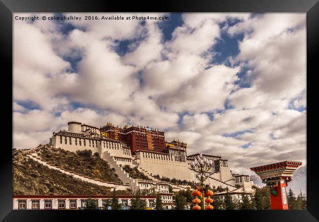 Big Sky in Tibet Framed Print by colin chalkley