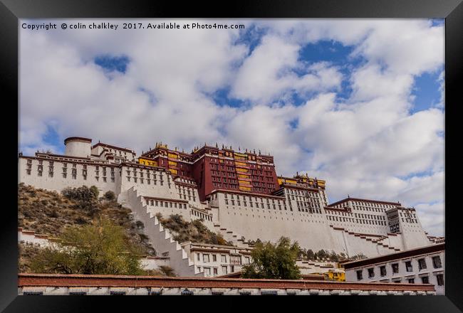 The Potala Palace in Tibet Framed Print by colin chalkley