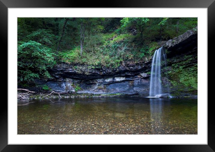 Sgwd Gwladus waterfall Framed Mounted Print by Leighton Collins