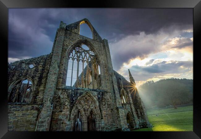 Tintern Abbey at sunset Framed Print by Leighton Collins