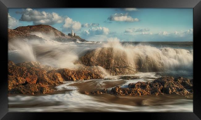 Crashing waves Framed Print by Leighton Collins
