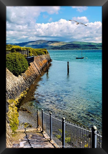 Aberdovey sea frontage Framed Print by Frank Irwin