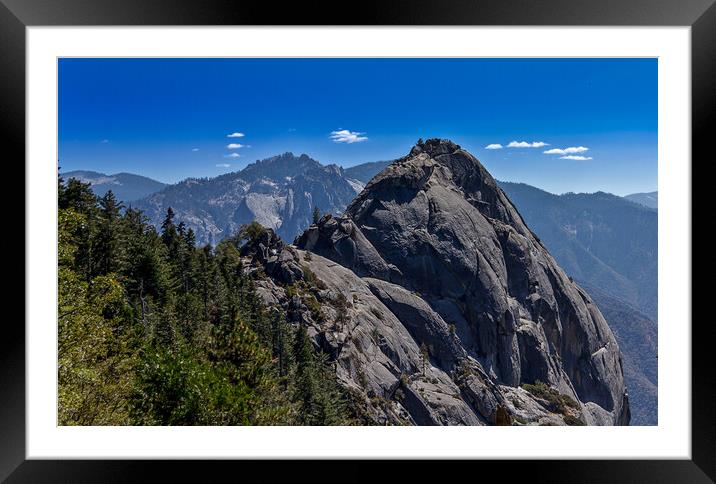 Moro rock, Sequoia National Park Framed Mounted Print by Wendy Williams CPAGB