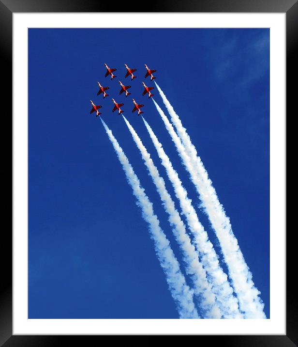 Red Arrows Framed Mounted Print by Scott Anderson