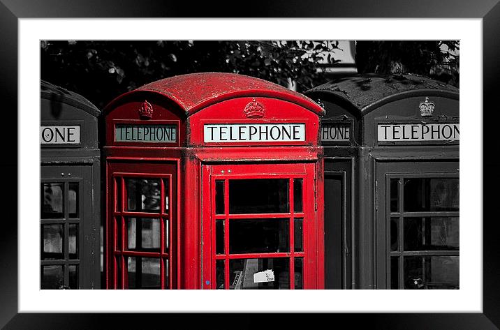 Red Phone Box Framed Mounted Print by Scott Anderson