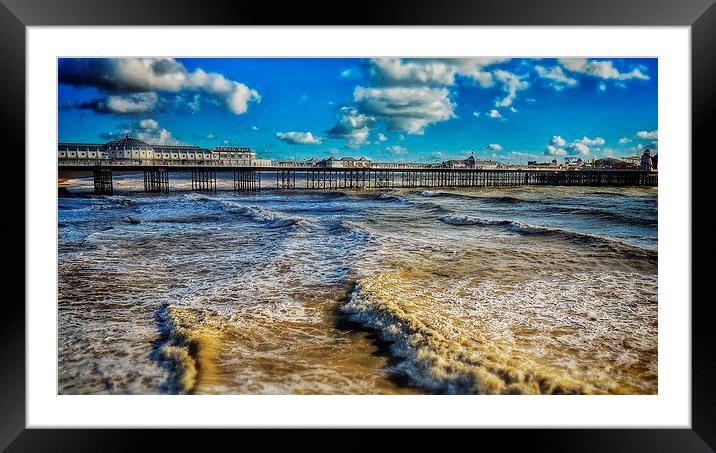 Brighton Pier Sussex Framed Mounted Print by Scott Anderson
