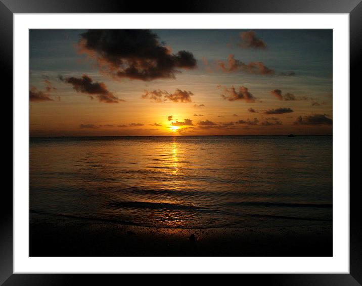 pacific island sunset Framed Mounted Print by uk crunch