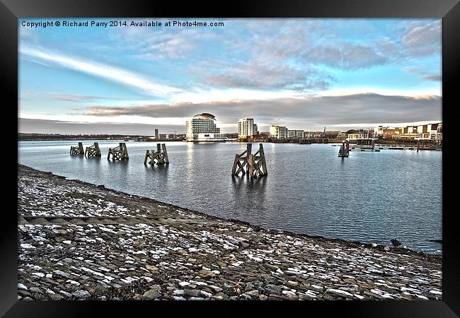  Saint Davids Hotel Framed Print by Richard Parry