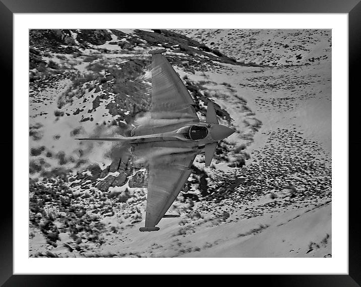 Typhone F2 eurofighter lowe flying traing Wales Ma Framed Mounted Print by Andrew chittock