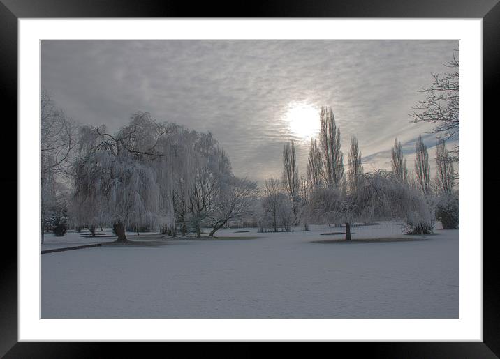 A winters morning on the golf course. Framed Mounted Print by Kenneth Stockdale