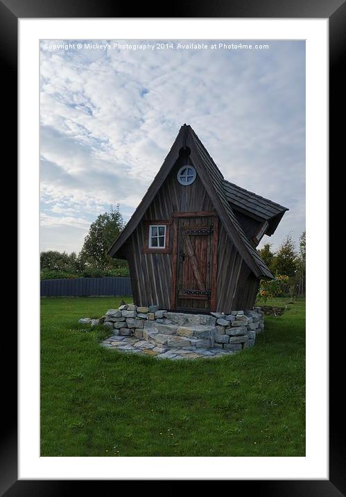 Quirky House  Framed Mounted Print by rawshutterbug 