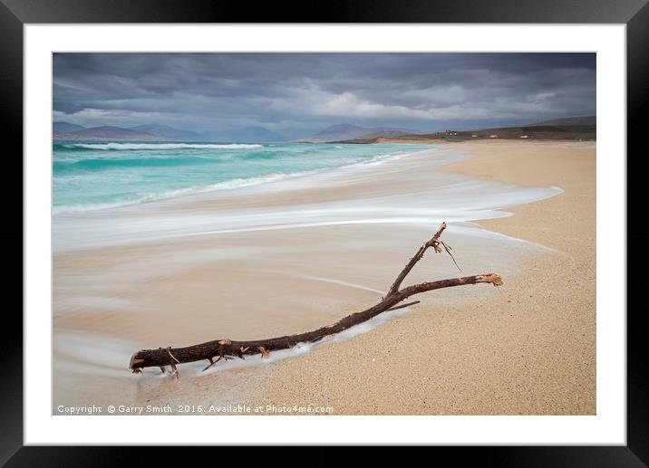 All Washed Up. Framed Mounted Print by Garry Smith