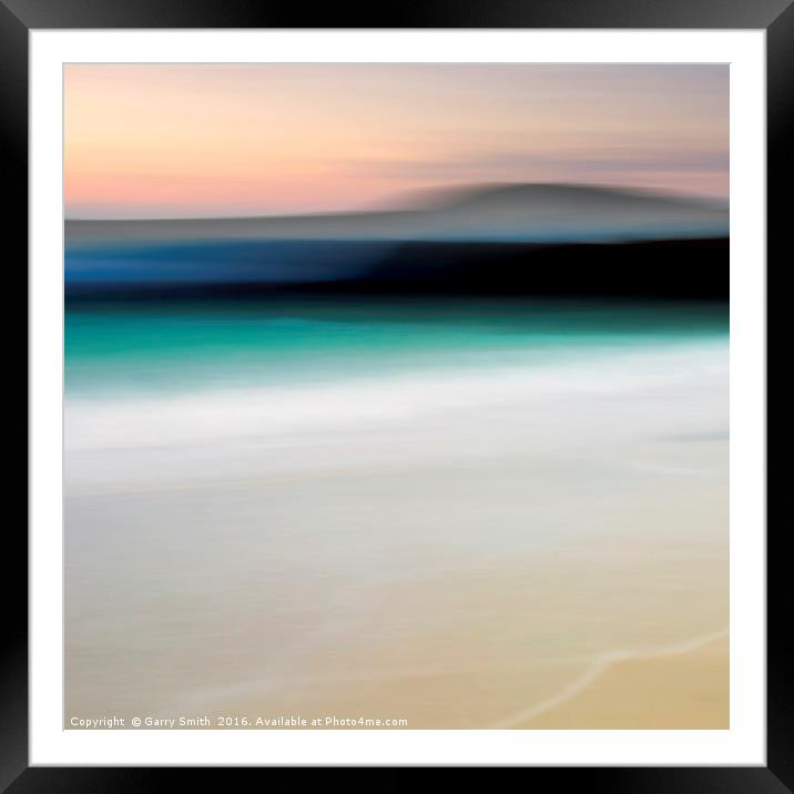 Beach Light. Framed Mounted Print by Garry Smith