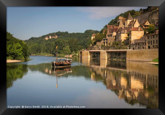 Gabarres de Beynac. Framed Print by Garry Smith