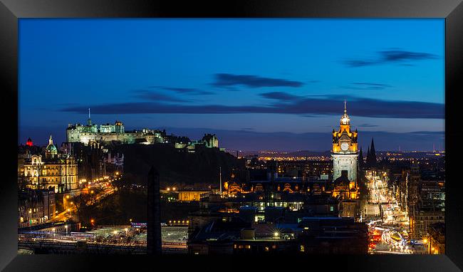 Edinburgh Twilight View Framed Print by Kevin Ainslie