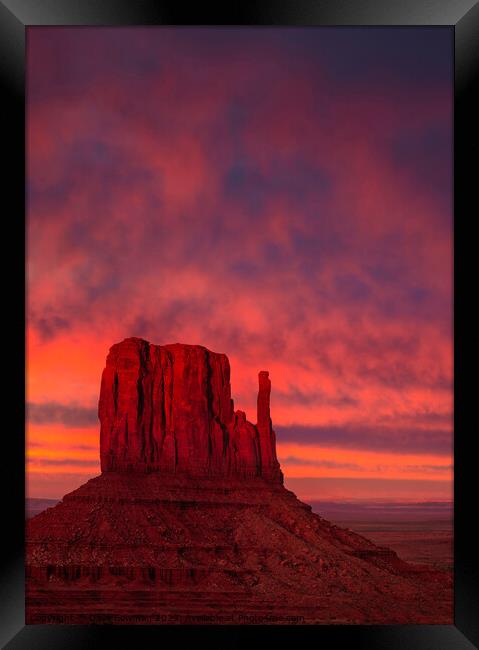 Last Light in Monument Valley Framed Print by Dave Bowman
