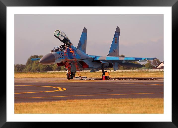  Ukranian Air Force Sukhoi Su-27UB "69" at Radom A Framed Mounted Print by Peter Hart